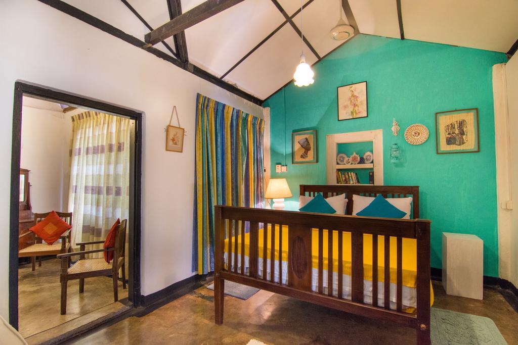 The Kandyan Manor By Bhathiya & Suzy Exterior photo