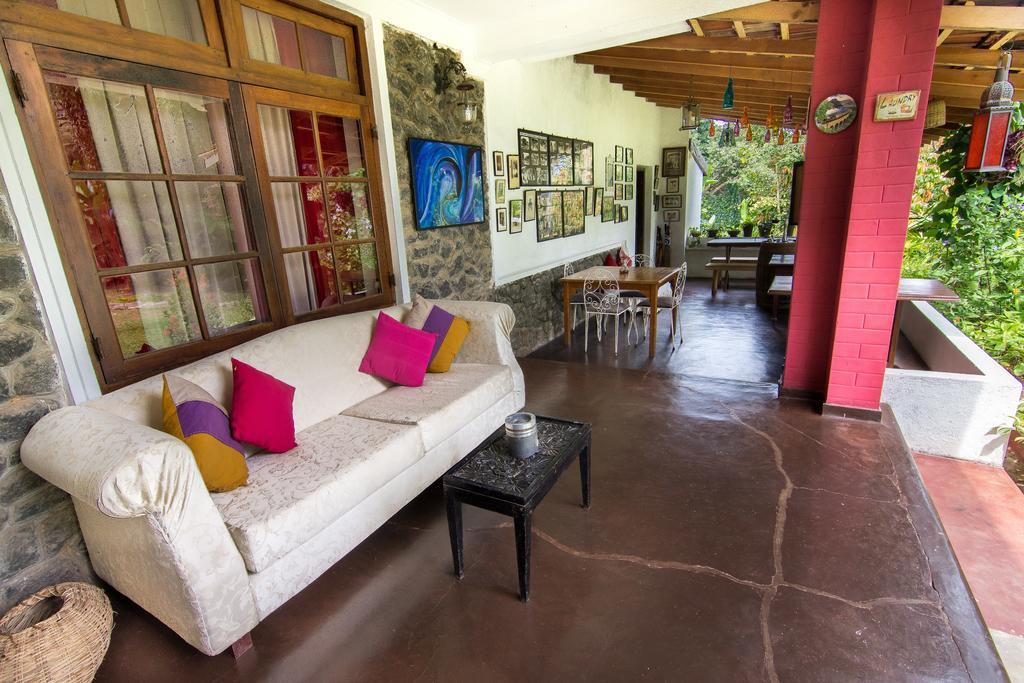 The Kandyan Manor By Bhathiya & Suzy Exterior photo